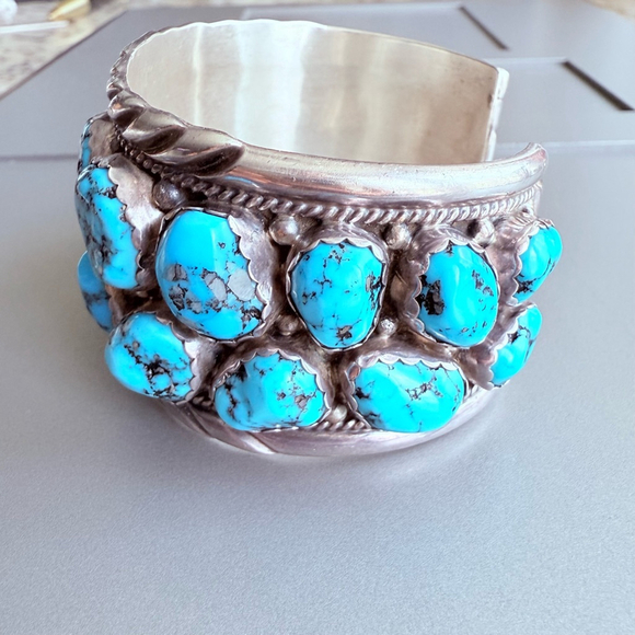 Native American Navajo Esther Spencer Kingman Turquoise Nugget Sterling Bracelet - Picture 11 of 12